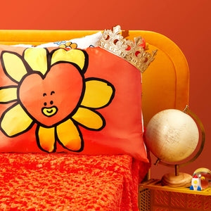 kitsch-x-bt21-satin-kissenbezug-tata-standard image 4