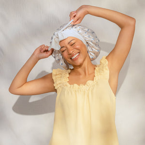kitsch-pearlized-cream-coastal-blue-print-oversized-satin-bonnet-satin-schlafhau image 6