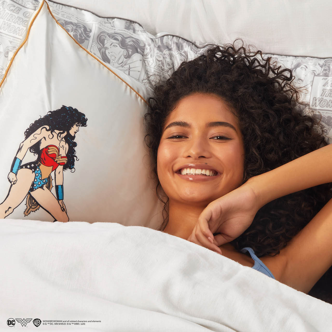 kitsch-x-wonder-woman-satin-kopfkissenbezug-believe-in-wonder-queen-standard-26x image 6