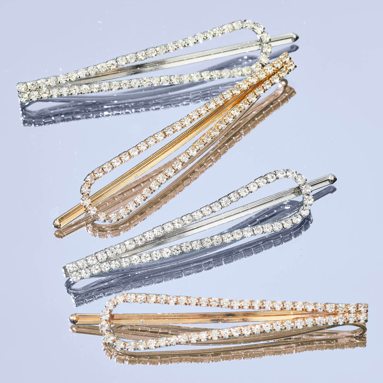kitsch-metal-rhinestone-drop-bobby-pins-4er-set-gold-silber image 5