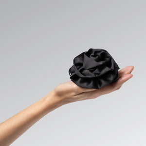 kitsch-satin-rosette-flat-cloud-clip-black-medium-haarspange-mit-satin-rosette image 8