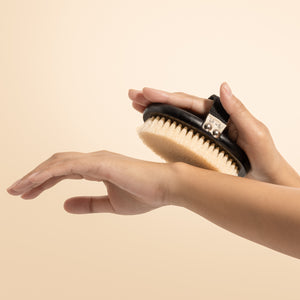 kitsch-exfoliating-body-dry-brush-trockenb-rste-f-r-strahlende-haut image 7