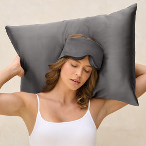 kitsch-charcoal-contour-pillow-schlafmaske-konturierte-augenmaske image 4