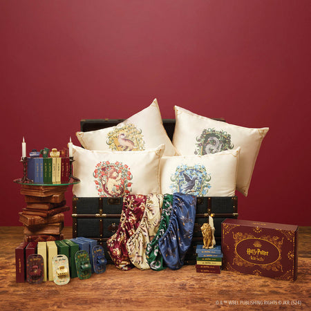 kitsch-ultimate-hogwarts-collectors-bundle-standard-harry-potter-x-kitsch-set image 1