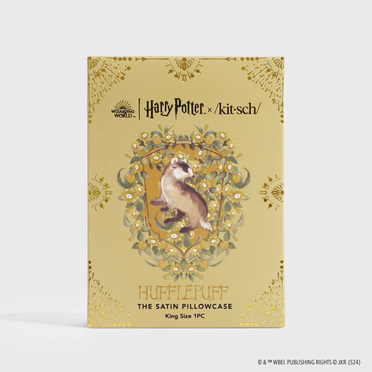 kitsch-x-harry-potter-satin-kissenbezug-hufflepuff-king image 4