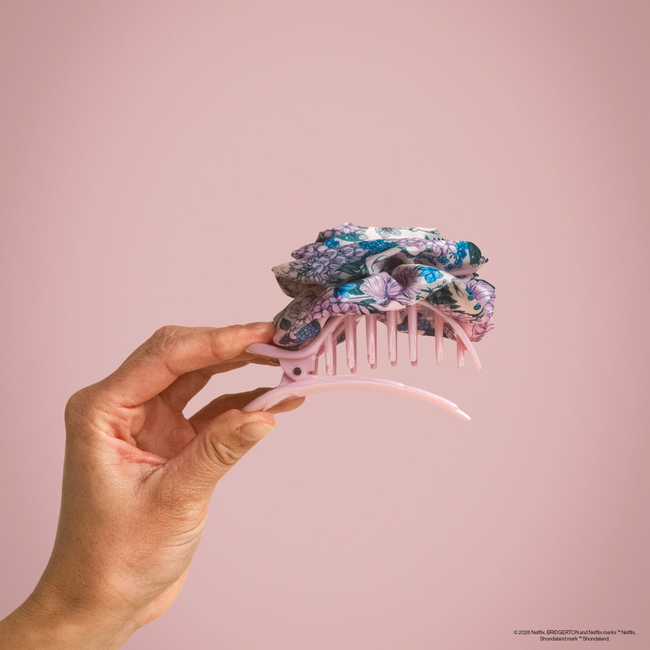 bridgerton-x-kitsch-satin-rosette-medium-flat-cloud-clip-wisteria image 4