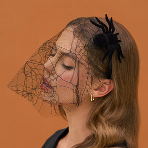 kitsch-spiderweb-veil-stirnband-halloween image 2