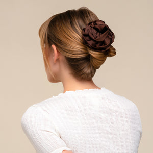 kitsch-satin-rosette-flat-cloud-clip-haarklammer-medium-chocolate image 7