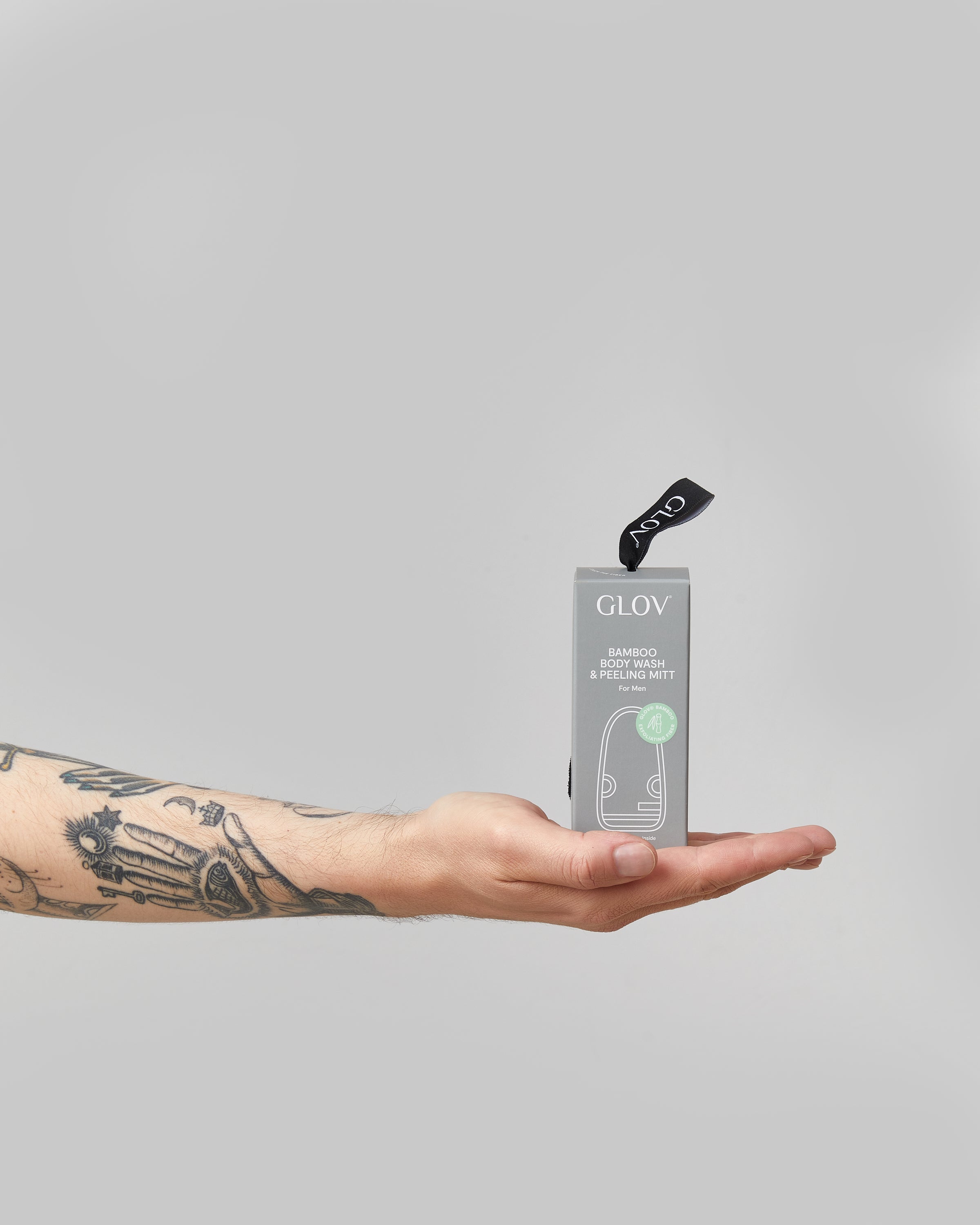 glov-man-peeling-und-waschhandschuh-f-r-m-nner-k-rperpeeling-nur-mit-wasser image 3