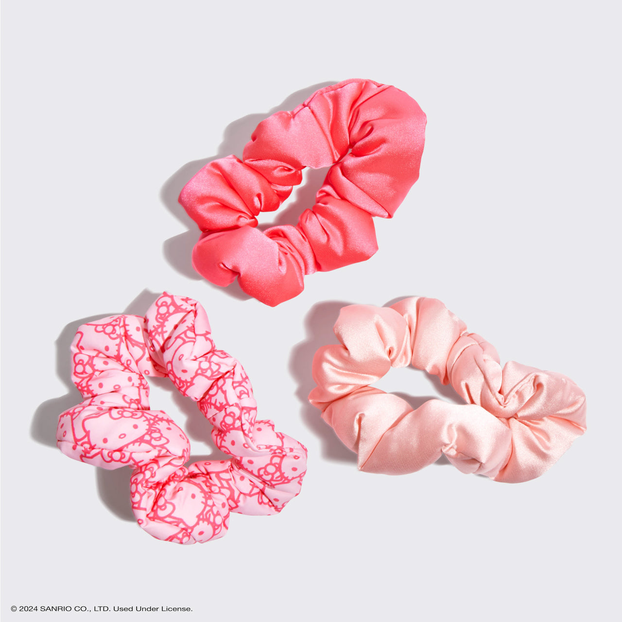 kitsch-x-hello-kitty-puffy-scrunchies-3er-set image 4