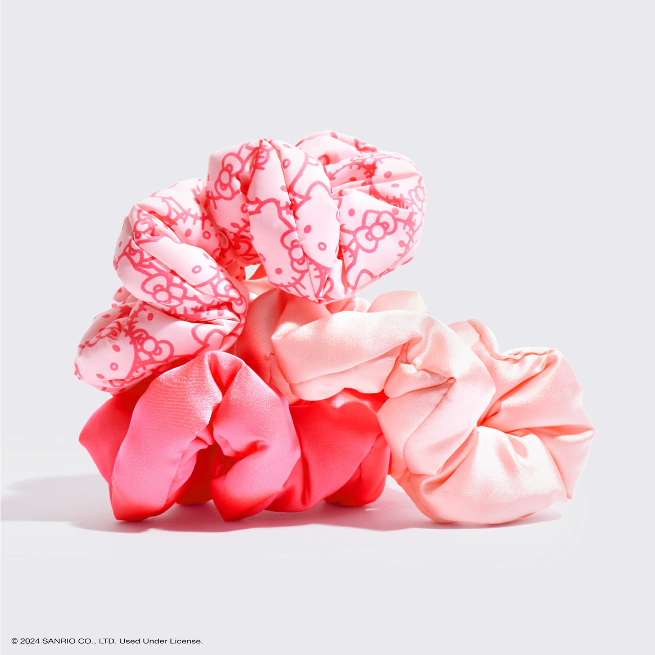 kitsch-x-hello-kitty-puffy-scrunchies-3er-set image 3
