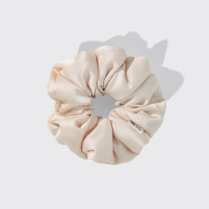 kitsch-blush-satin-pillow-scrunchies-4er-set-rosa-seiden-haargummis image 5