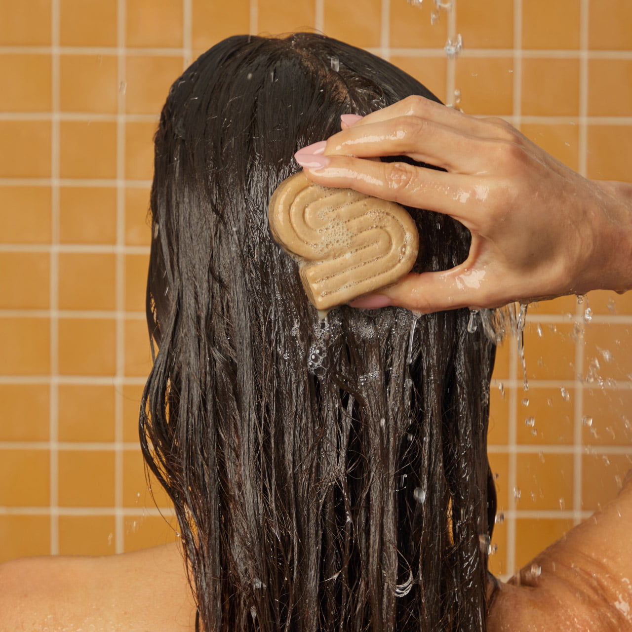kitsch-coconut-oil-shampoo-conditioner-bar-combo-f-r-trockenes-haar image 8