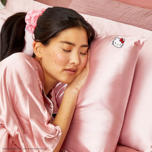 kitsch-x-hello-kitty-satin-kopfkissenbezug-pink-hello-kitty-face-king image 3