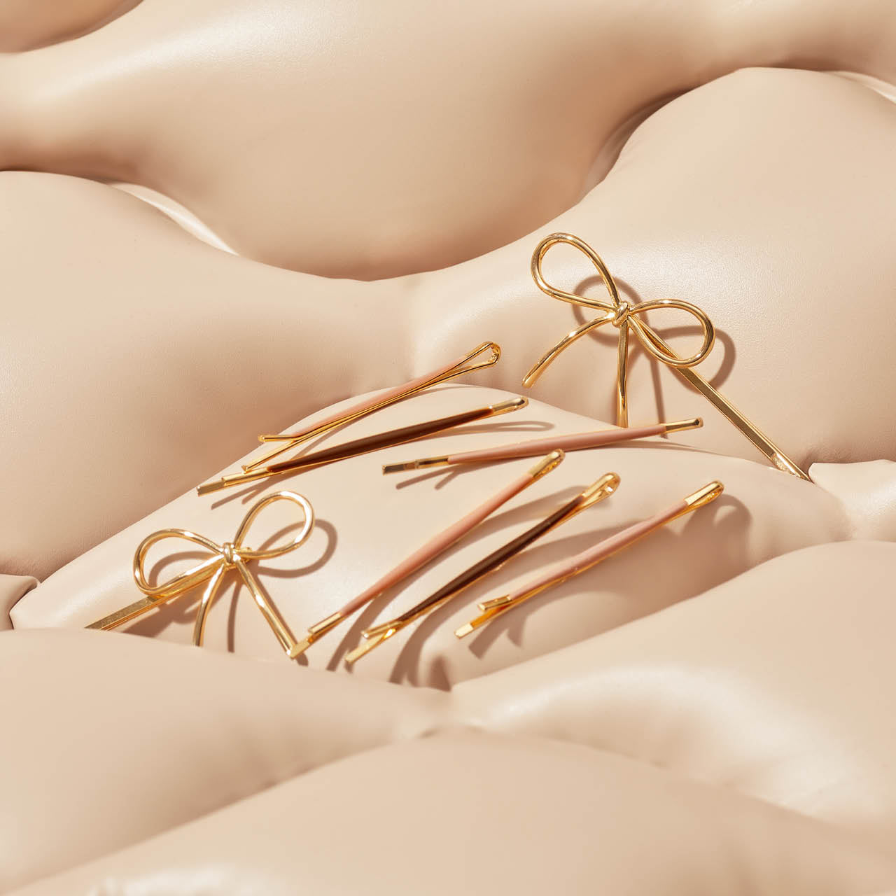 kitsch-metal-enamel-puffy-bow-bobby-pins-8er-set-rosewood image 7