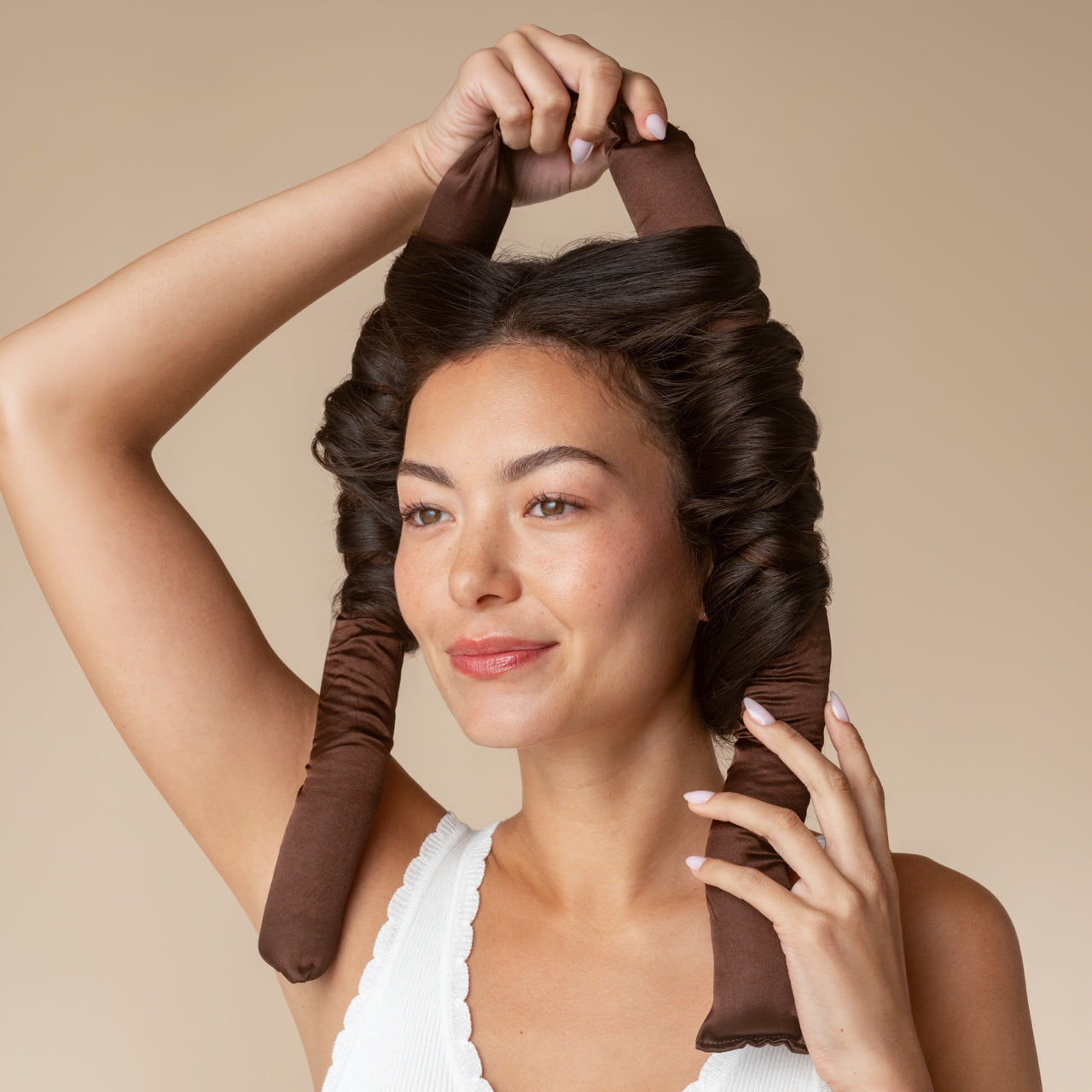 kitsch-chocolate-xl-satin-heatless-curling-set-lockenband-39-inch image 3