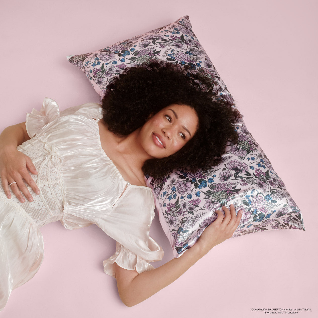 kitsch-bridgerton-satin-pillowcase-wisteria-king-satin-kissenbezug image 6