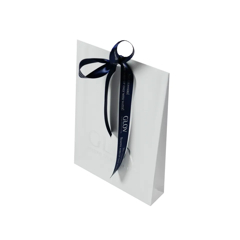 glov-umschlagtasche-mit-schleife-geschenk-und-kosmetiktasche image 1