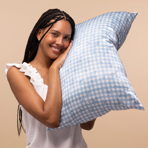kitsch-satin-kopfkissenbezug-gingham-blue-queen-66x48-cm-1-st-ck-limited-edition image 2
