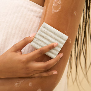 kitsch-jojoba-bead-exfoliating-body-wash-bar-peeling-duschseife-mit-sheabutter image 5