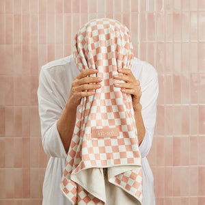 kitsch-terracotta-checker-xl-hair-towel-wrap-mikrofaser-haarturban image 8