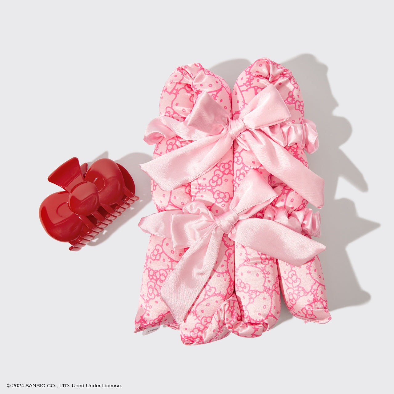 kitsch-hello-kitty-x-kitsch-xl-satin-heatless-styling-bow-claw-clip-4pc-set image 3